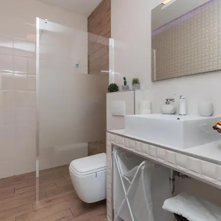 A&b Sunset - One Bedroom With Balcony And Sea View * Dubrovnik