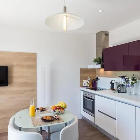 A&b Sunset - One Bedroom With Balcony And Sea View *